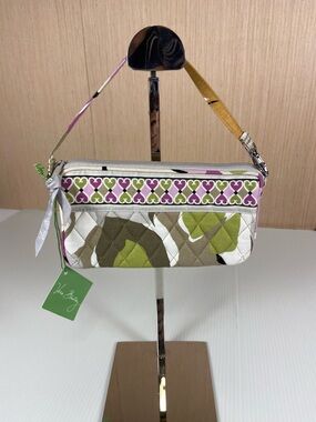 Vera Bradley Quilted Wristlet Wallet Clutch NWT Green Pink Floral